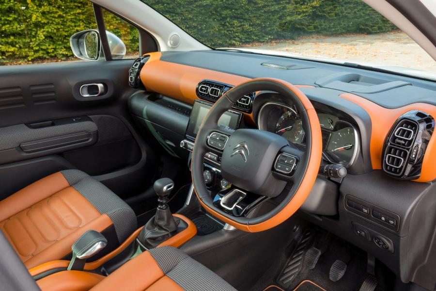 Интерьер Citroen C3 Aircross 2017 года  (UK) (фото 5 из 52)